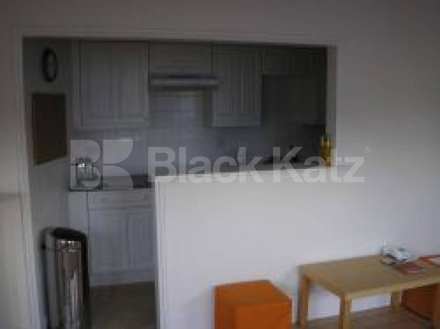 			2 Bedroom, 1 bath, 1 reception Flat			 Rochester Road, CAMDEN NW1